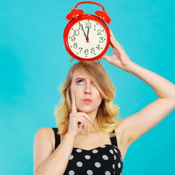 Ora de iarnă 2021. Când se dau ceasurile cu o oră înapoi