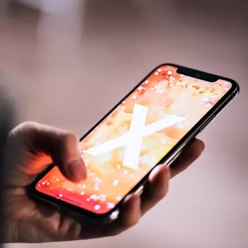 Apple, probleme cu noile iPhone-uri. Utilizatorii vor banii înapoi