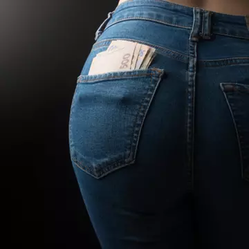 Banii sunt ca sexul! Ce asemănări sunt între salariu și sex