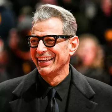 Actorul Jeff Goldblum, recital la pian într-o stație de tren britanică VIDEO