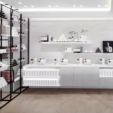Se deschide primul boutique Maison Christian Dior din România