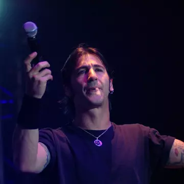 Godsmack şi-a amânat turneul european, inclusiv concertul de la Bucureşti. Fiul chitaristului a murit la 34 de ani!