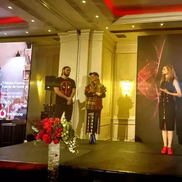 Delia a făcut show la Webstock cu piesa ”Trăiește frumos”