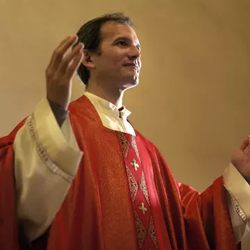 O biserică protestantă din orașul Haga ține slujbe non-stop pentru a proteja o familie cu 3 copii