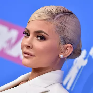 Surpriză de proporții pentru Kylie Jenner! Ce cadou a primit vedeta