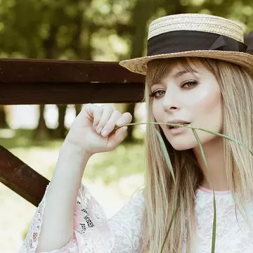 Laura Cosoi nu vrea să cheltuiască mulți bani pe hăinuțele fetiței sale, Rita