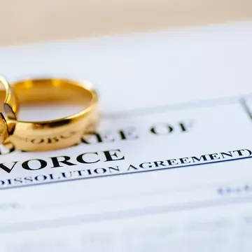 Mesajul viral postat de un bărbat când a aflat că fosta lui soție se mărită din nou. „Avem trei copii frumoși și am avut un divorț amar”