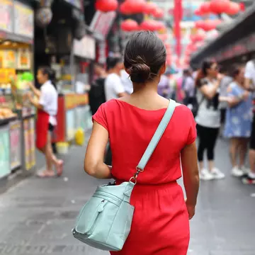 În ce țară femeile de peste 30 de ani primesc zile libere în plus pentru întâlniri