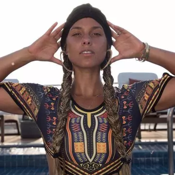 Alicia Keys va prezenta Premiile Grammy 2019