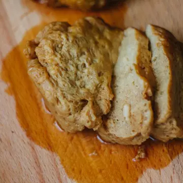 Carnea vegetarienilor a ajuns și în România. Vezi cum se pregătește seitanul