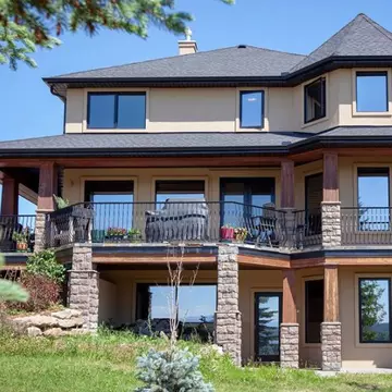 Vilă de 1.7 milioane de dolari, vândută cu 17 dolari