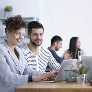 eJobs adaugă o nouă linie de business în portofoliu și aduce în România prima Academie de Employer Branding, în calitate de partener oficial Universum  