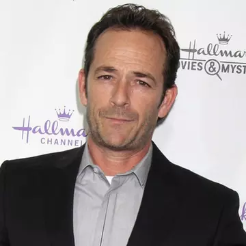 Reacțiile vedetelor, după ce Luke Perry a suferit un accident vascular cerebral
