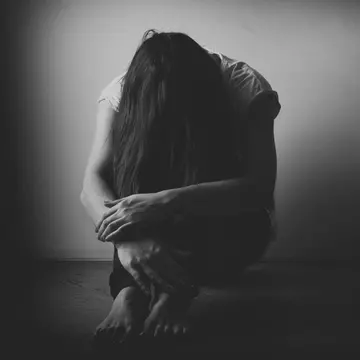 O adolescentă s-a sinucis după ce a aflat că i se făcuse un cont fals pe Facebook