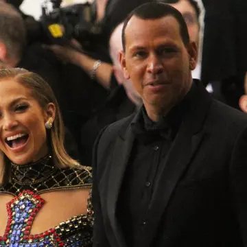 Alex Rodriguez, acuzat de infidelitate la scurt timp după ce s-a logodit cu Jennifer Lopez