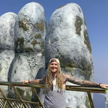 Coșmarul prin care a trecut un turist în Thailanda, din cauza unui telefon găsit pe jos