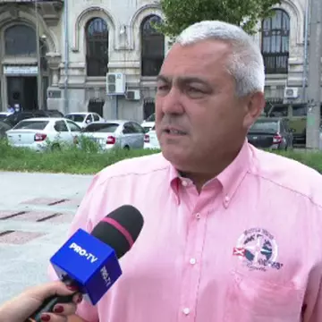 Polițiștii versus Paraziții. Oamenii legii cer 100.000 € daune din cauza melodiei ”Antimiliție”