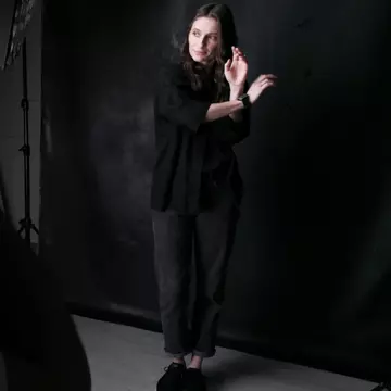 Aceste femei au reușit să-și construiască o carieră de succes în domeniul artei - Making Of Unica de iunie 2019