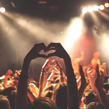 (P) Sezonul festivalurilor: cum te pregătești?