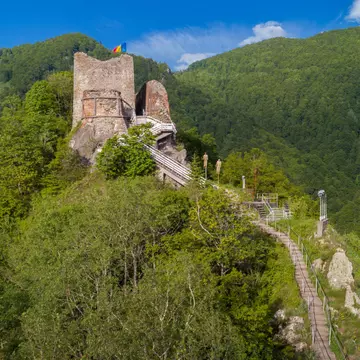 Cetatea Poenari. Unde se află și cum ajungem