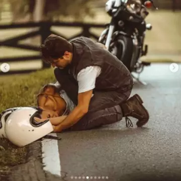 Bloggeriță, acuzată că și-a înscenat un accident ca să facă reclamă pe Instagram