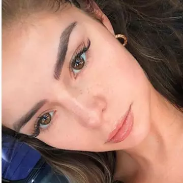 Modelul cu cel mai frumos posterior, apariție spectaculoasă. Cum arată în costum de baie