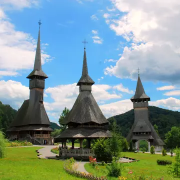 (P) Comori arhitecturale și artistice din Maramureș și Nordul Moldovei