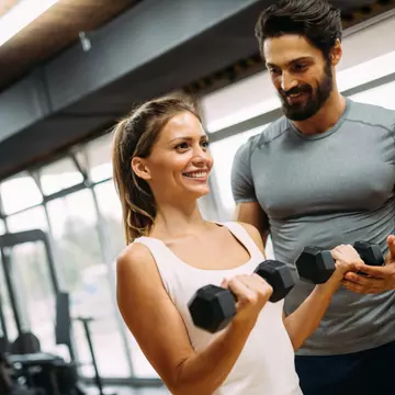 Cinci lucruri pe care antrenorul de fitness nu ți le spune