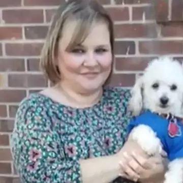 O femeie a murit înecată în timp ce operatorul de la urgențe o certa