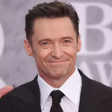 Celebrități care au adoptat copii