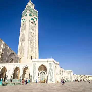 (P) Splendori și savori maure, în circuitul de toamnă în Spania și Maroc