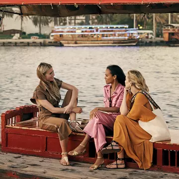 Gwyneth Paltrow, Kate Hudson și Zoe Saldana sunt fermecate de Dubai