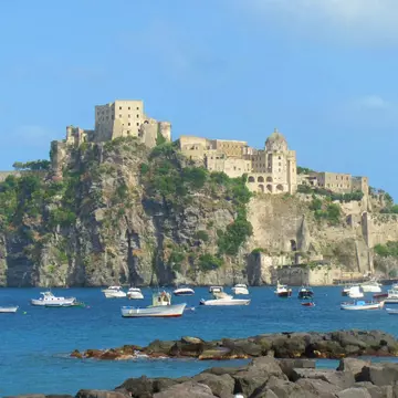(P) Ischia, SPA-ul natural al Italiei de explorat în 2020!