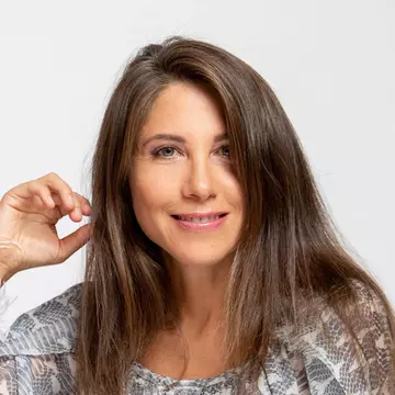 EXCLUSIV Interviu cu Elena Perseil, designerul vestimentar sensibil, care iubește femeia