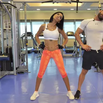 La sala de fitness cu Adelina Pestrițu – Exerciții de stretching