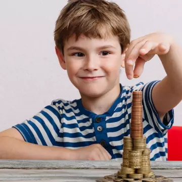 Alocațiile pentru copii vor fi dublate din luna februarie