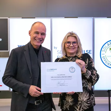 (P) P&G realizează progrese semnificative în reciclarea plasticului, promovând economia circulară și consumul responsabil