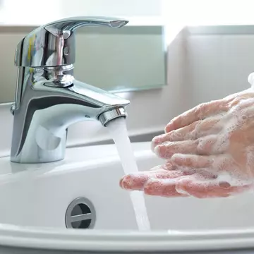 Video Cum ne spălăm corect pe mâini pentru o igienizare perfectă