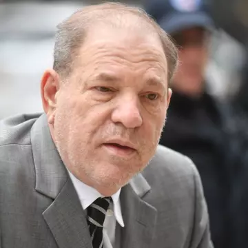 Harvey Weinstein, testat pozitiv cu noul coronavirus în închisoare