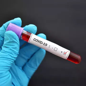 Fiica unei paciente cu coronavirus a fost la școală până ieri