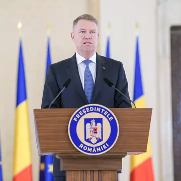 Iohannis scoate armata pe străzi! "Recomandările pentru cetățeni devin obligații!"