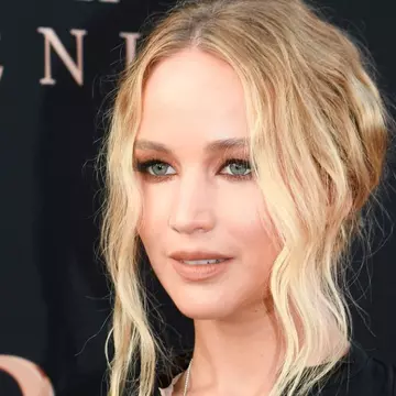 Femeie arestată după ce a pătruns în locuința lui Jennifer Lawrence
