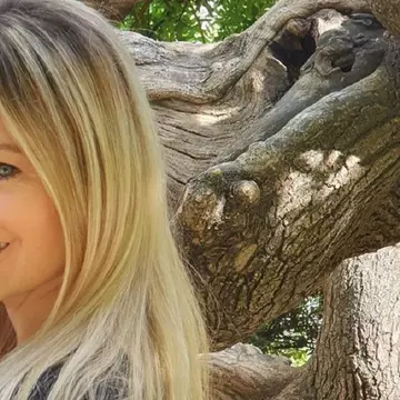 Laura Cosoi este din nou însărcinată