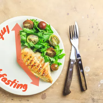 Postul intermitent - Ce este și cum te poate ajuta să slăbești