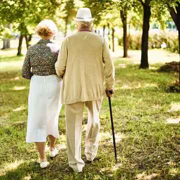 Persoanele de peste 65 de ani nu vor mai ieși din casă în intervalul 11-13. Ce a decis Klaus Iohannis