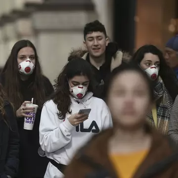 Studiu: O persoană cu Covid-19 din cinci nu prezintă niciun simptom al bolii