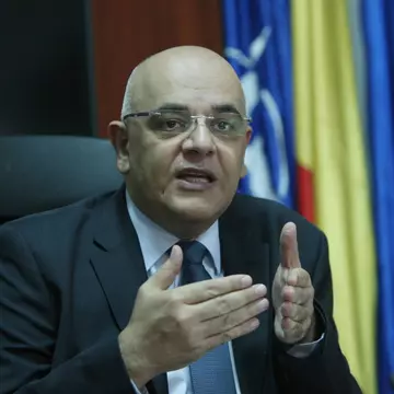 Raed Arafat, despre purtarea măștii pe stradă: „Clar este posibil să ajungem și la asta”