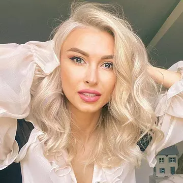 Andreea Bălan, goală în cel mai nou videoclip