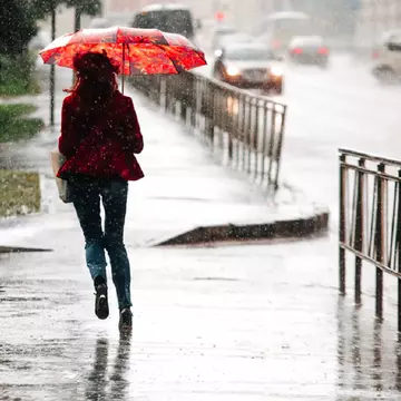 Alertă meteo ANM: Cod roșu de ploi abundente