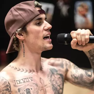 Justin Bieber cere daune femeilor care l-au acuzat de agresiune sexuală